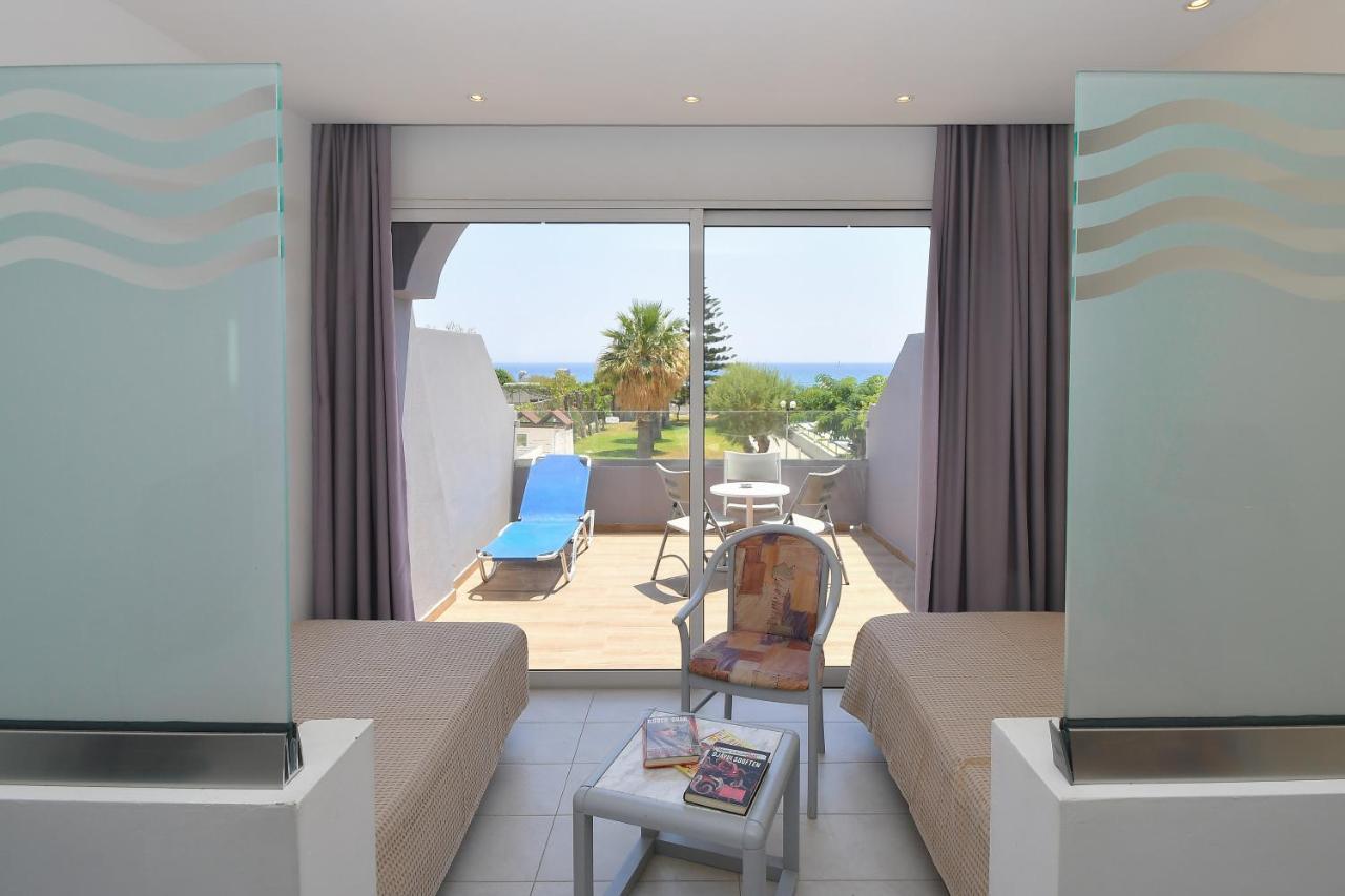 פליראקי Olympos Beach Hotel מראה חיצוני תמונה