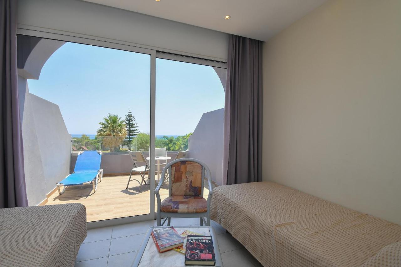 פליראקי Olympos Beach Hotel מראה חיצוני תמונה