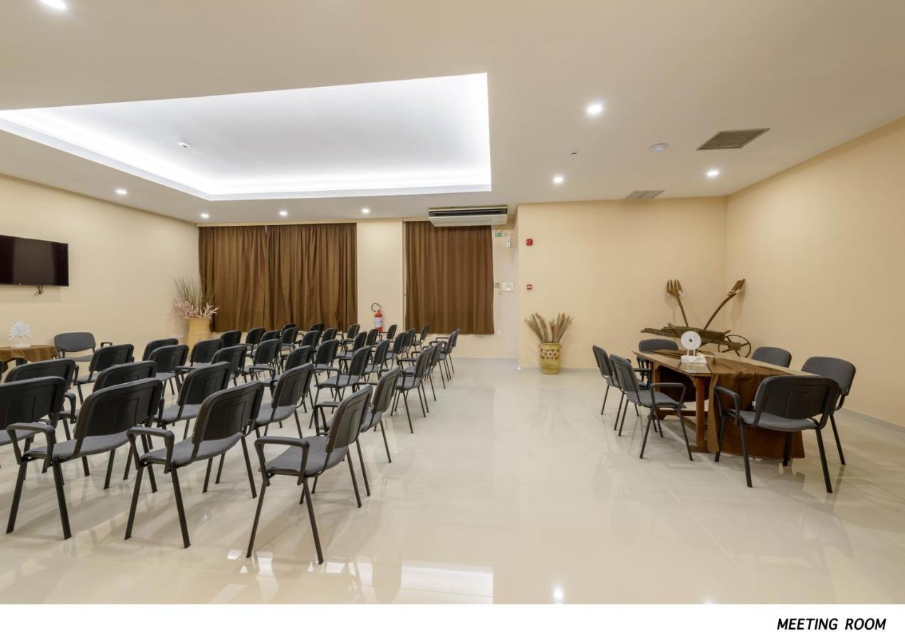 פליראקי Olympos Beach Hotel מראה חיצוני תמונה